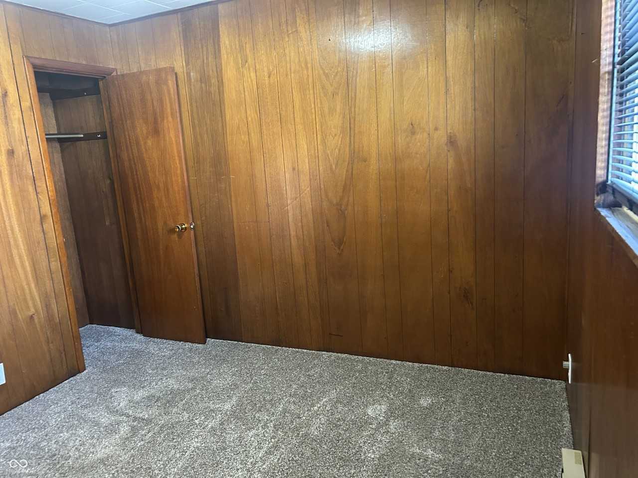 511 S Maple St - Photo 6 of 10