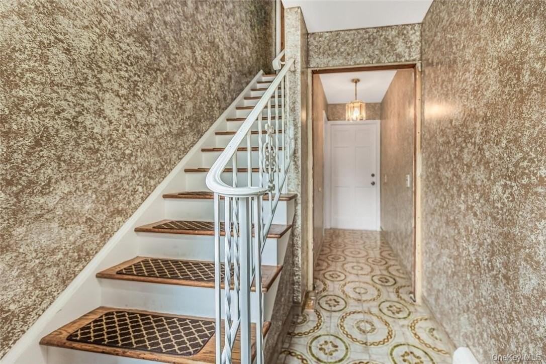 433 Palmer Rd #2ndFL - Photo 5 of 20