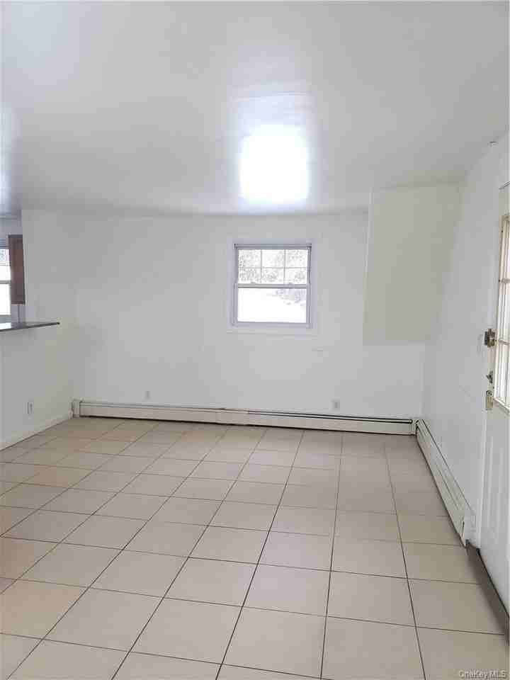 51 Hillandale Ave Unit 2 - Photo 4 of 21