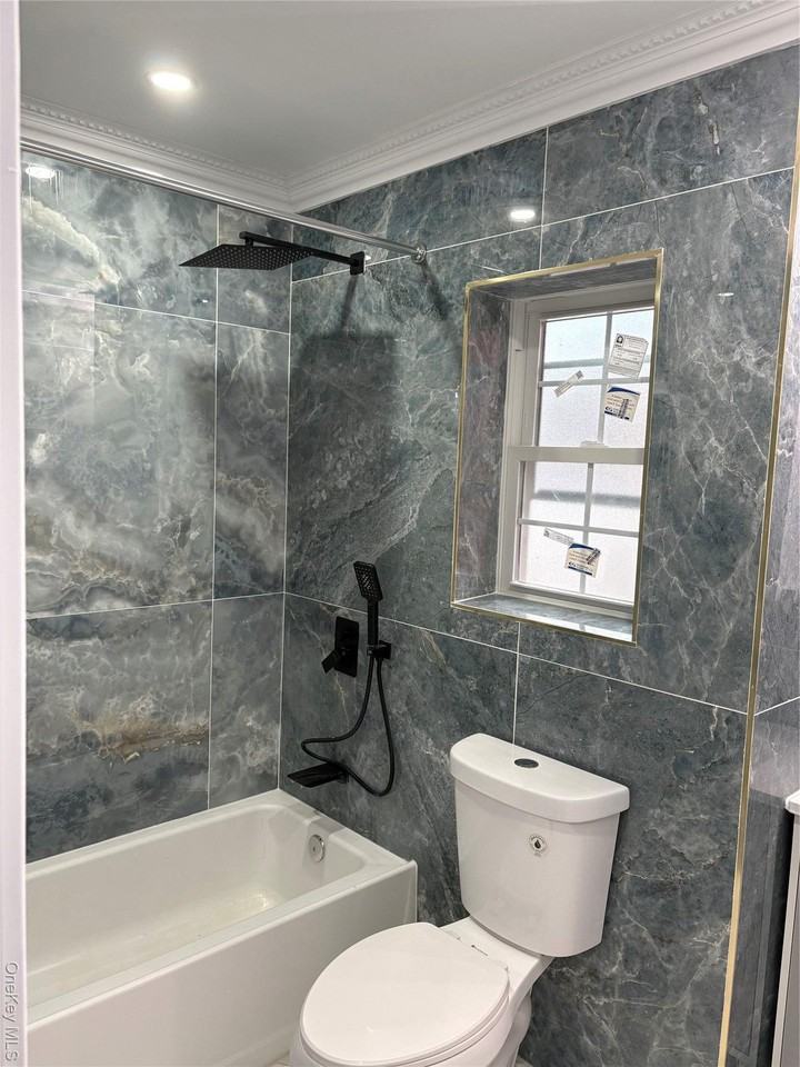 9829 Albert Rd Unit 2 - Photo 5 of 5