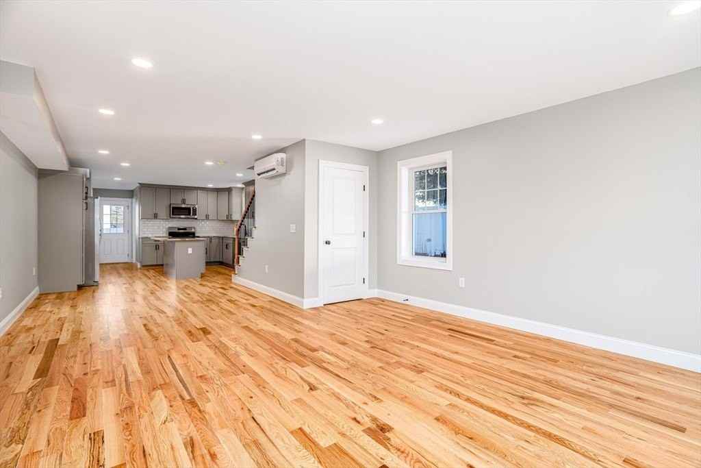 31 Milton St Unit 1 - Photo 6 of 37