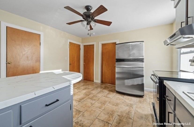 63 Moran St Unit 1 - Photo 2 of 12