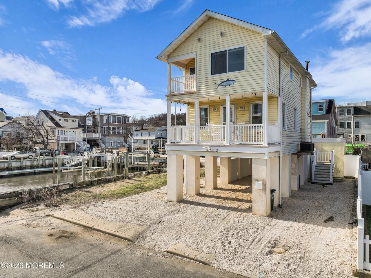 2 Bedle Pl - Photo 2 of 25