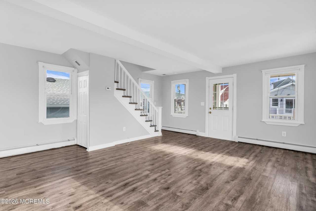 2 Bedle Pl - Photo 5 of 25