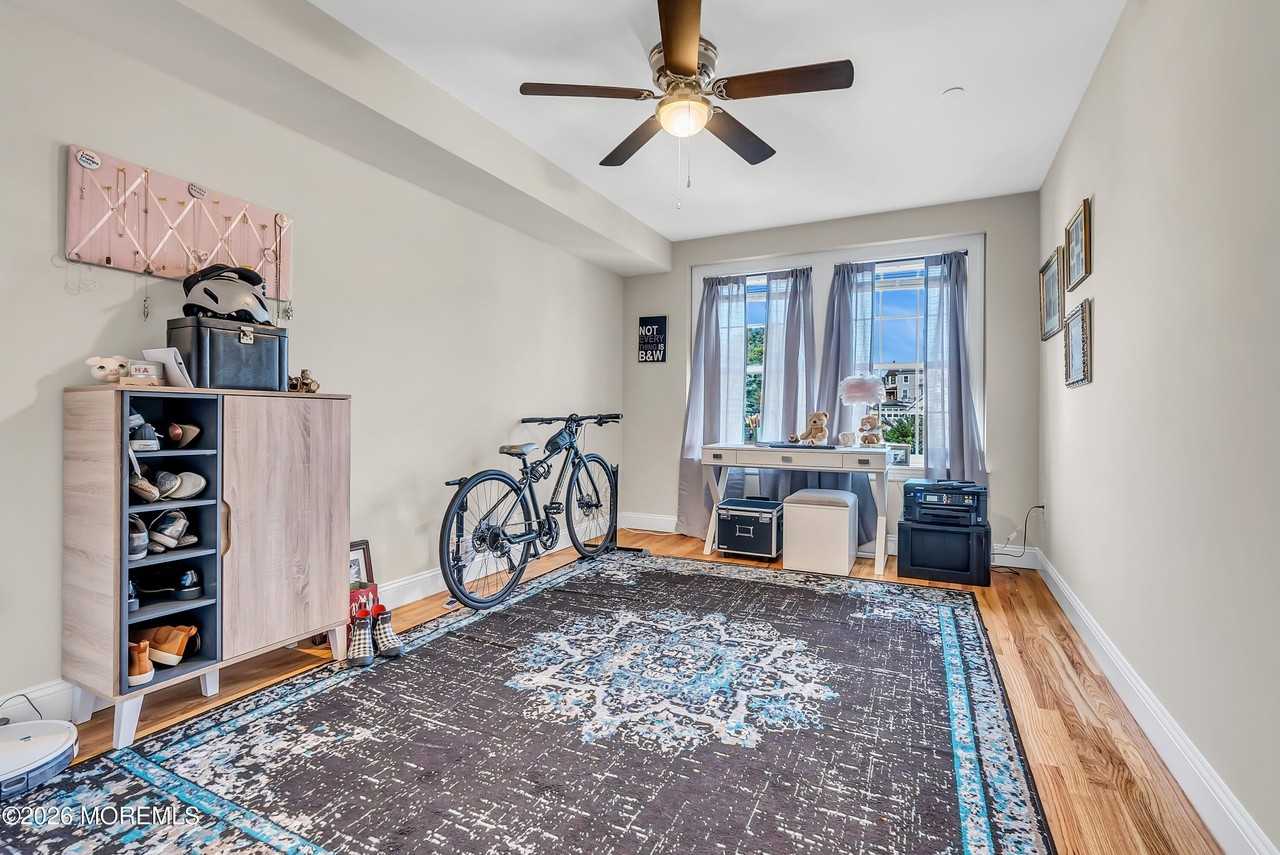 48 1st Ave Unit 302 - Photo 6 of 9