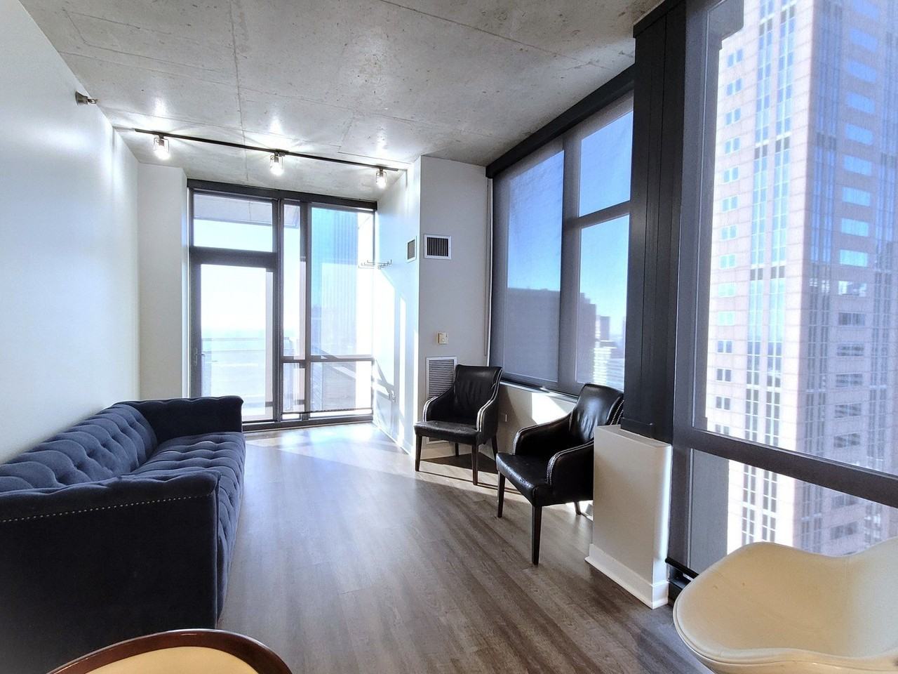 235 W Van Buren St Unit 3714 - Photo 6 of 27