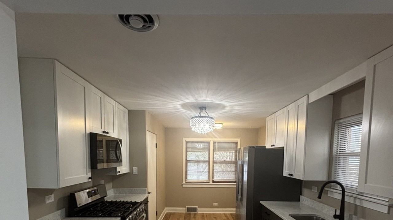 3334 Prairie Ave - Photo 5 of 6