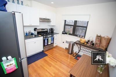 28 Harvard Ave - Photo 2 of 7