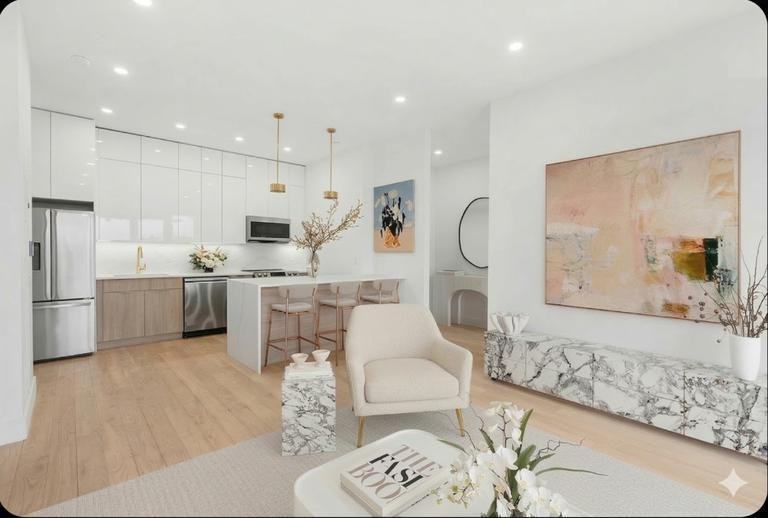 4529 47th St - Photo 5 of 9