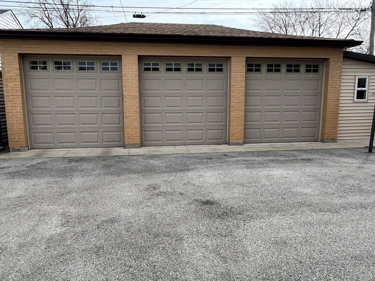 3707 N Nora Ave Unit 2 - Photo 4 of 26