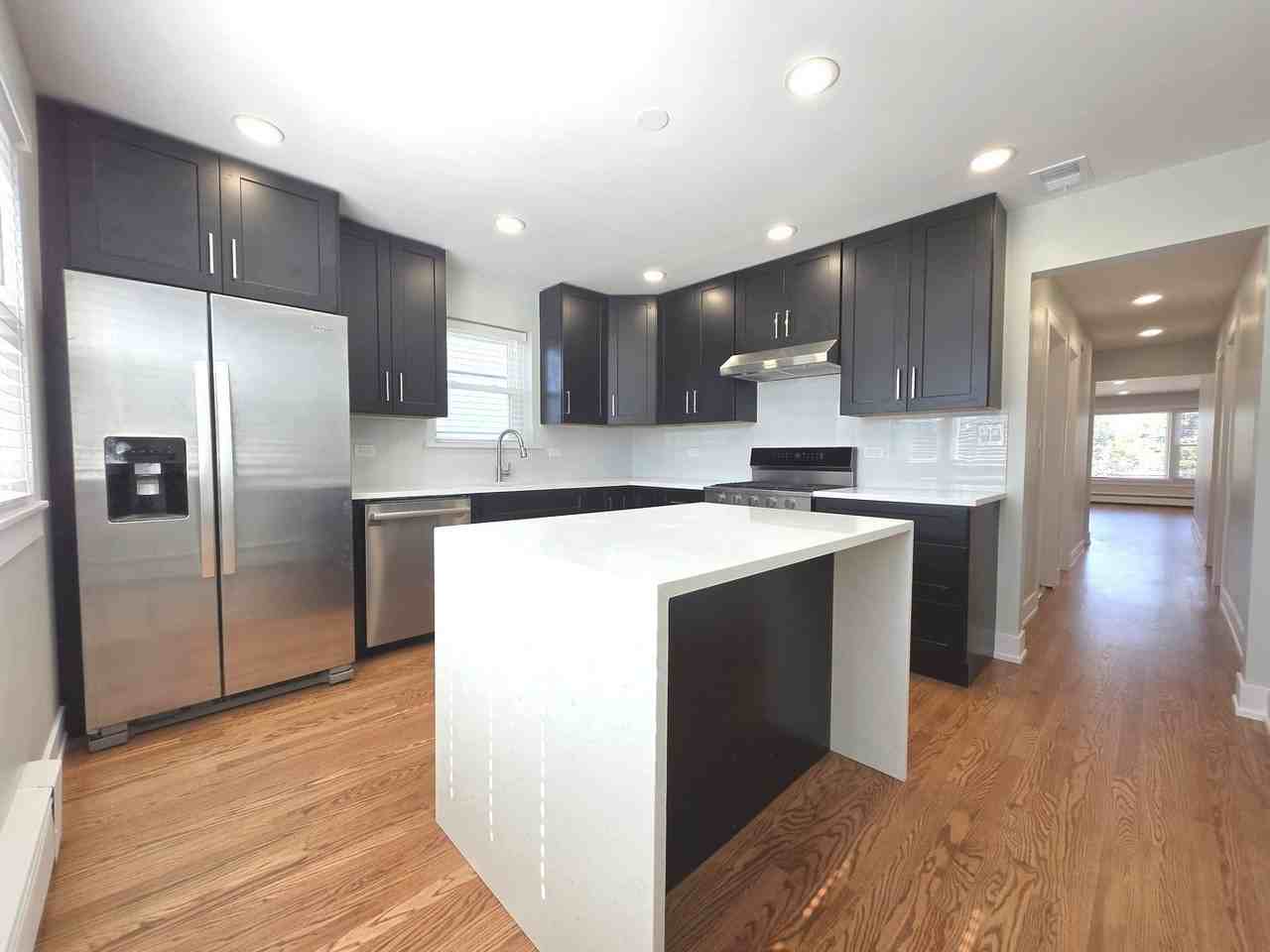 315 W Prospect Ave Apt 3 - Photo 2 of 19