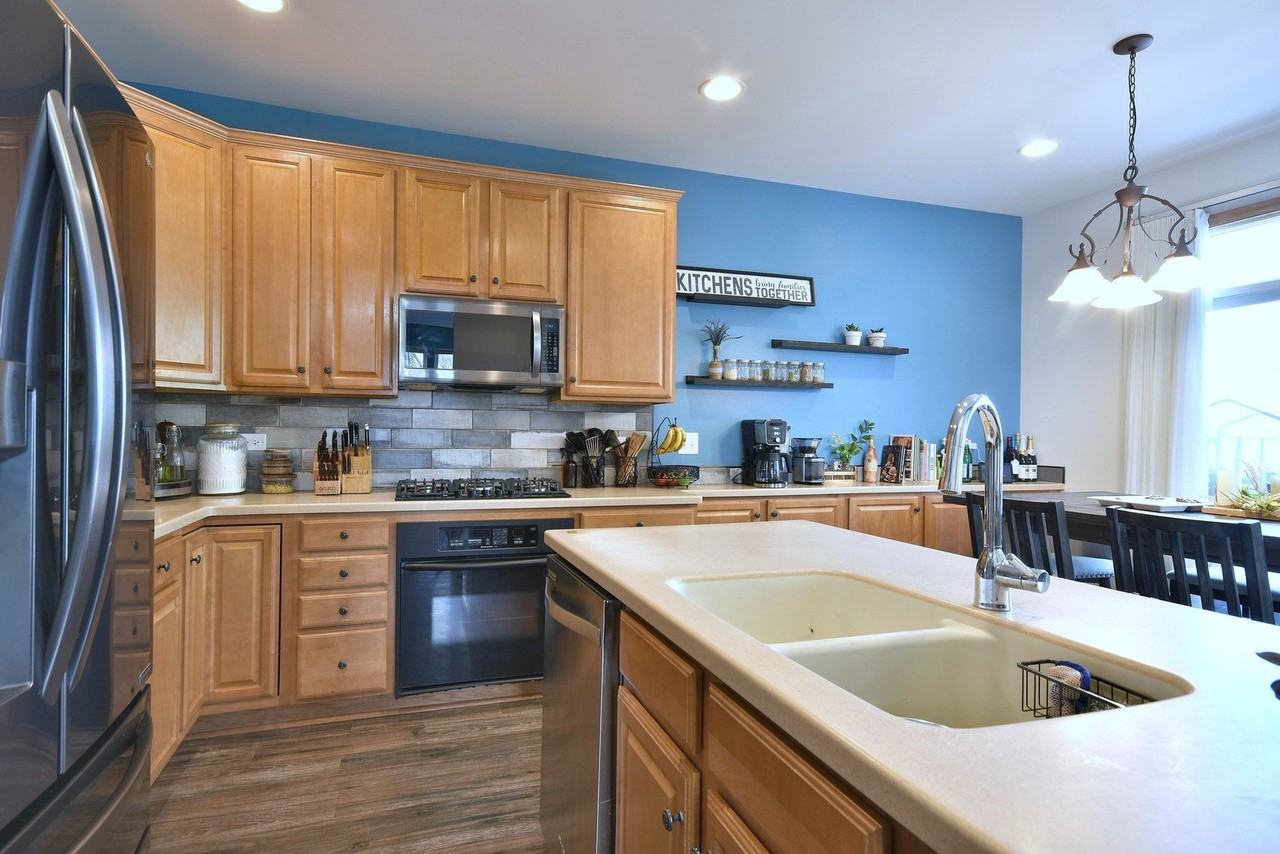 5600 Cloverdale Rd - Photo 7 of 22