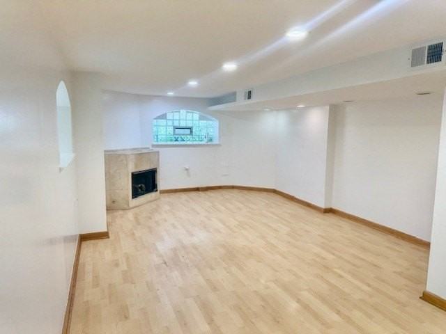 5618 N Artesian Ave Unit G - Photo 3 of 22