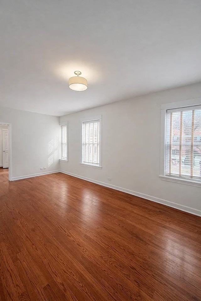 4303 N Sawyer Ave #1R - Photo 2 of 11