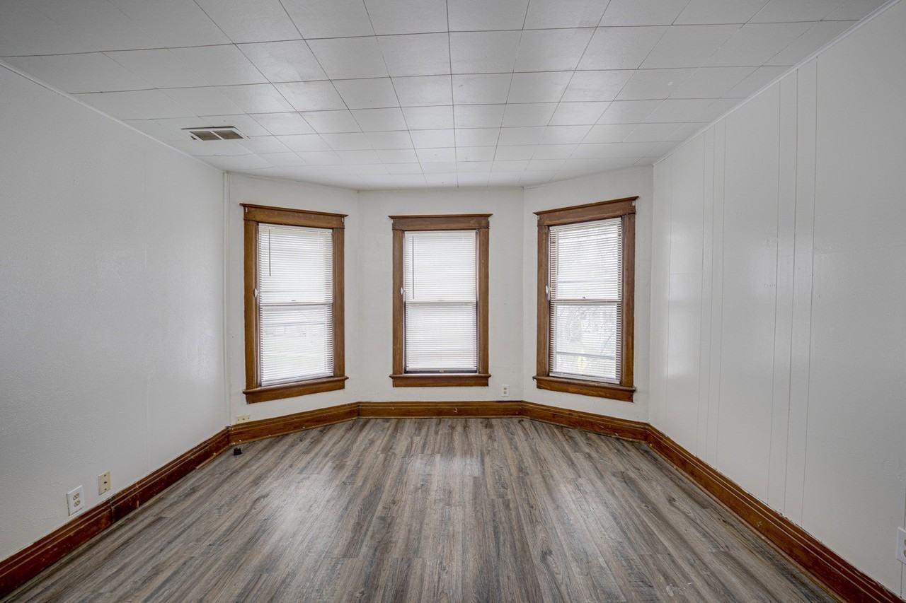 706 Mcdonough St Apt 2 - Photo 3 of 18