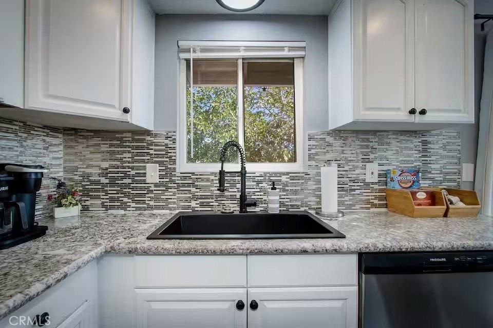 60206 Latham Trl - Photo 5 of 15