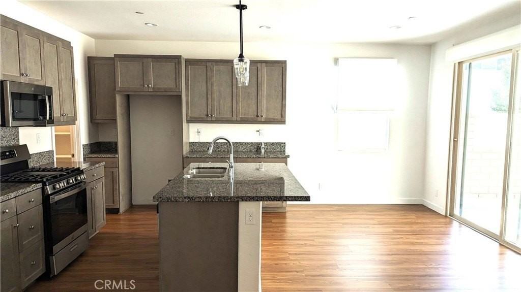 7449 Channel View St - Photo 2 of 29