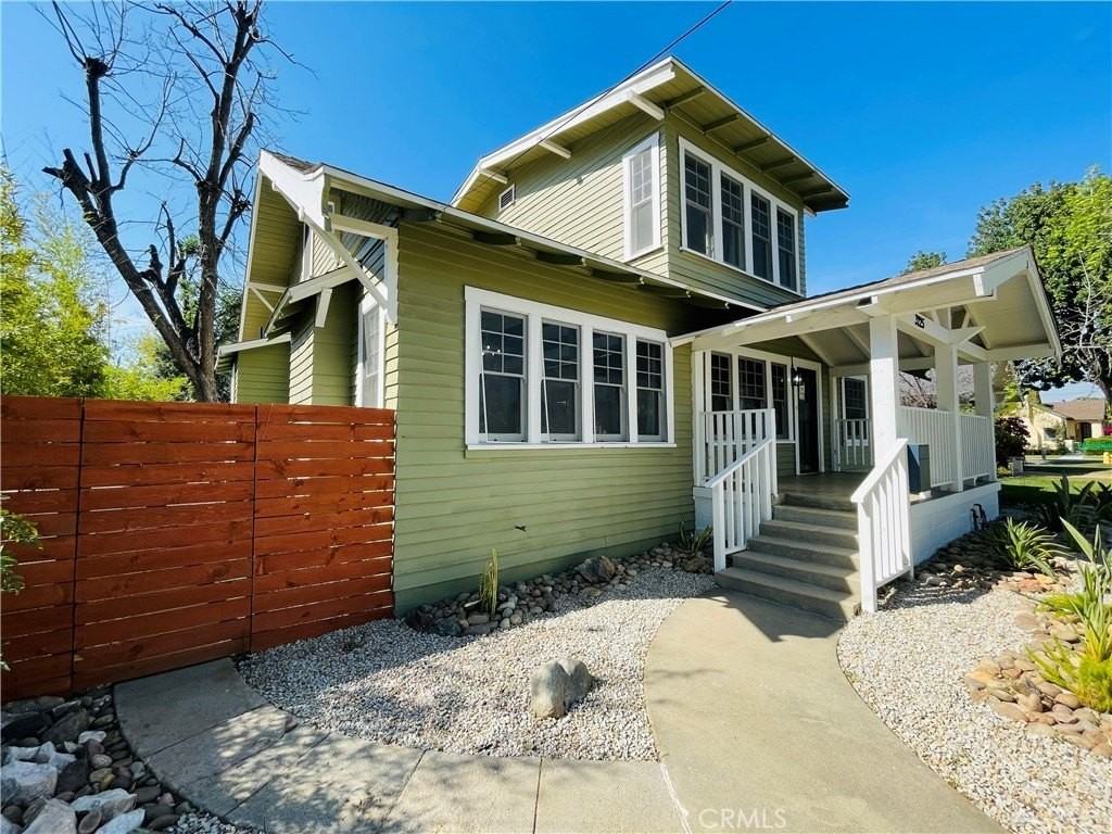 3225 Locust St - Photo 2 of 50