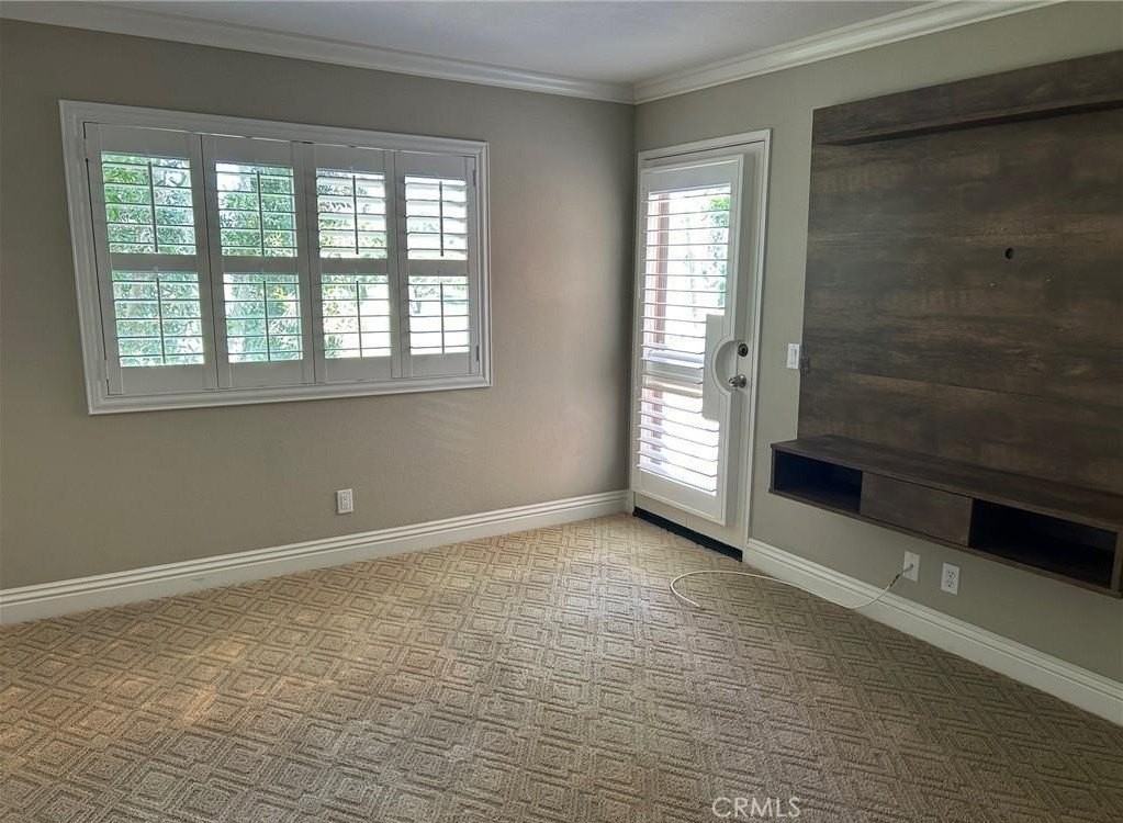 214 Villa Point Dr - Photo 6 of 8