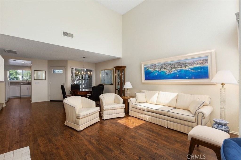 27864 Emerald - Photo 4 of 46