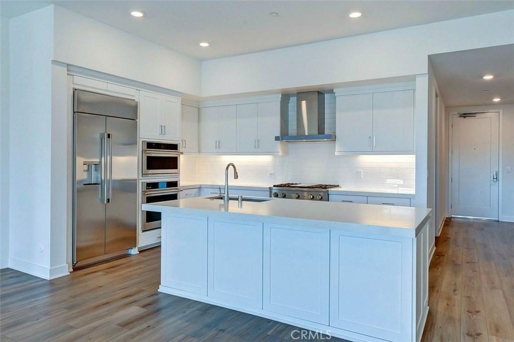 4407 Rivington - Photo 2 of 50