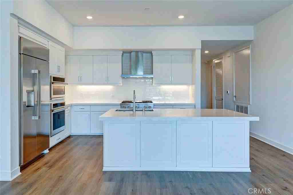 4407 Rivington - Photo 3 of 50