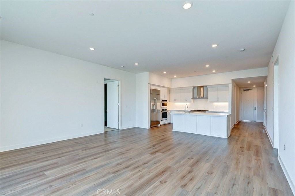 4407 Rivington - Photo 4 of 50