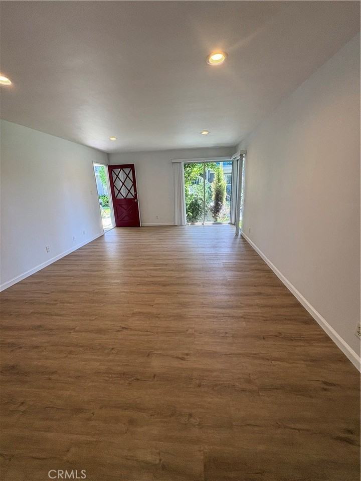 24257 Santa Clara Ave #2 - Photo 4 of 11