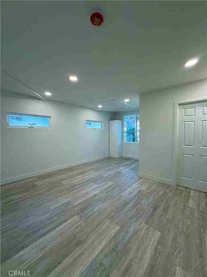 27533 Pasatiempo - Photo 5 of 10