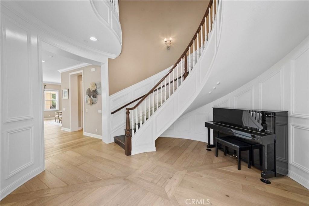 10 Hyacinth - Photo 7 of 32