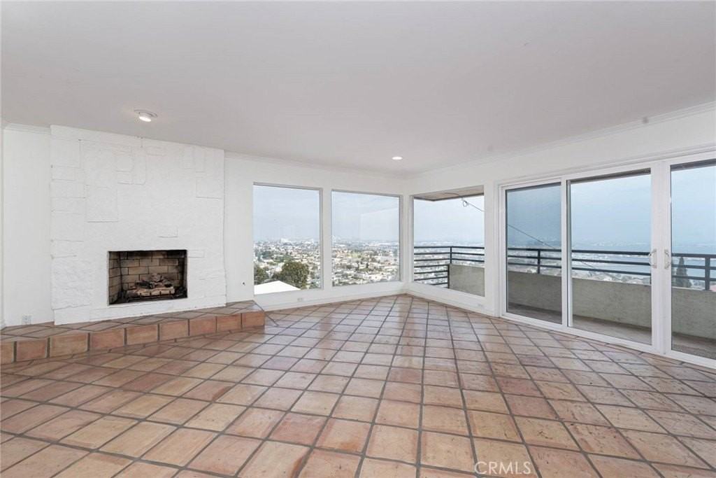 3431 S Peck Ave #4 - Photo 3 of 20