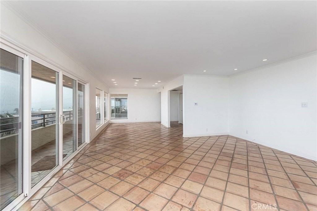 3431 S Peck Ave #4 - Photo 4 of 20