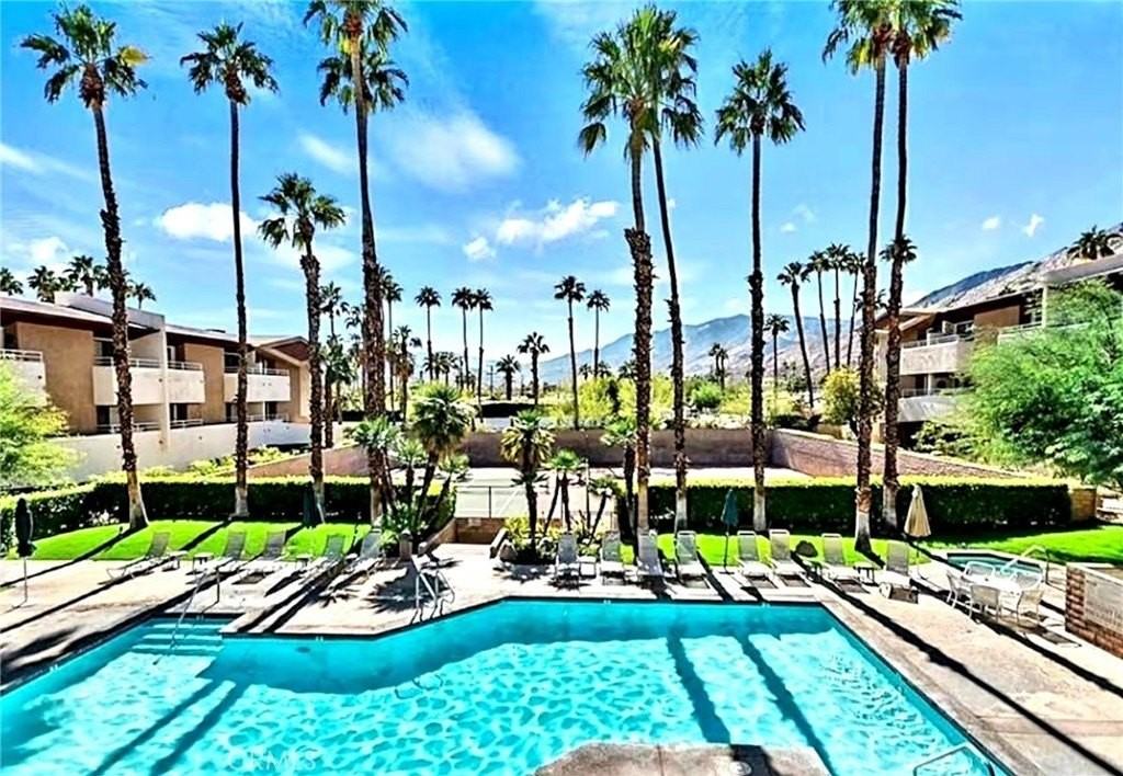 467 S Calle El Segundo #D3 - Photo 2 of 14