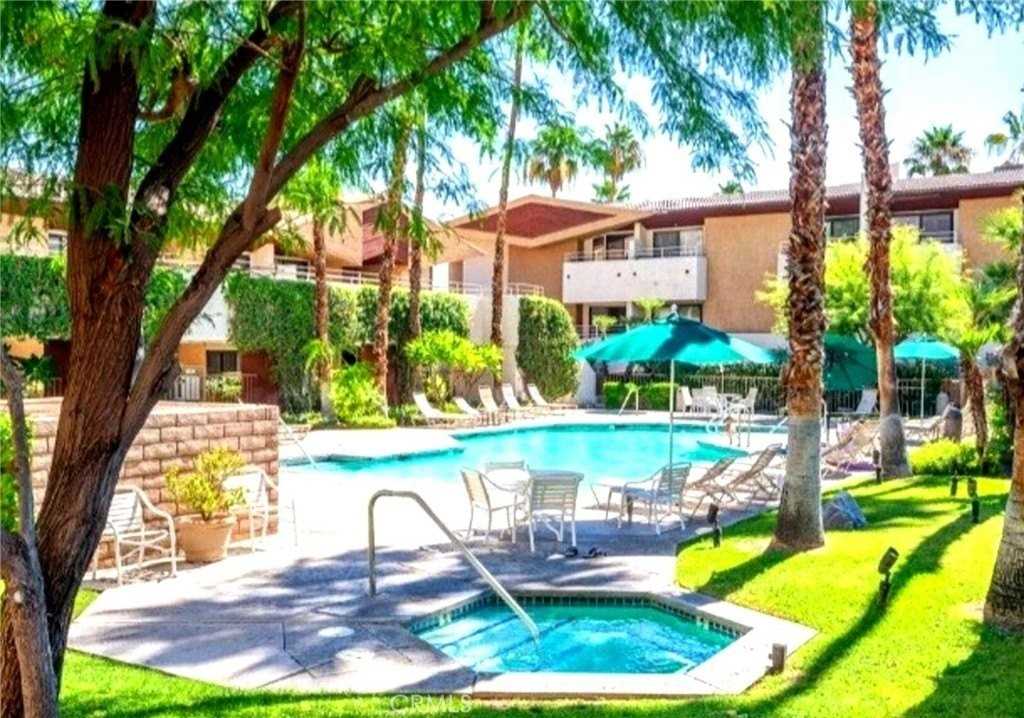467 S Calle El Segundo #D3 - Photo 3 of 14