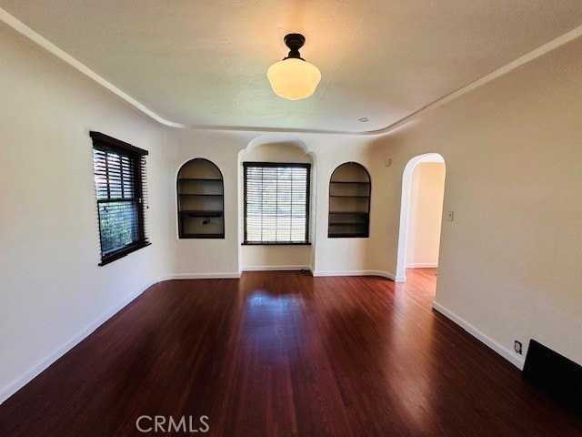 322 S Ohio St - Photo 4 of 30