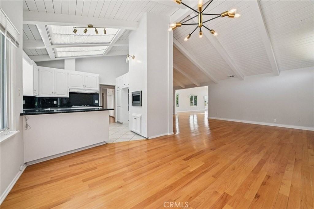 2415 Via Sonoma - Photo 7 of 50