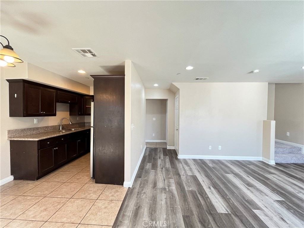 8416 Hooper Ave - Photo 6 of 16