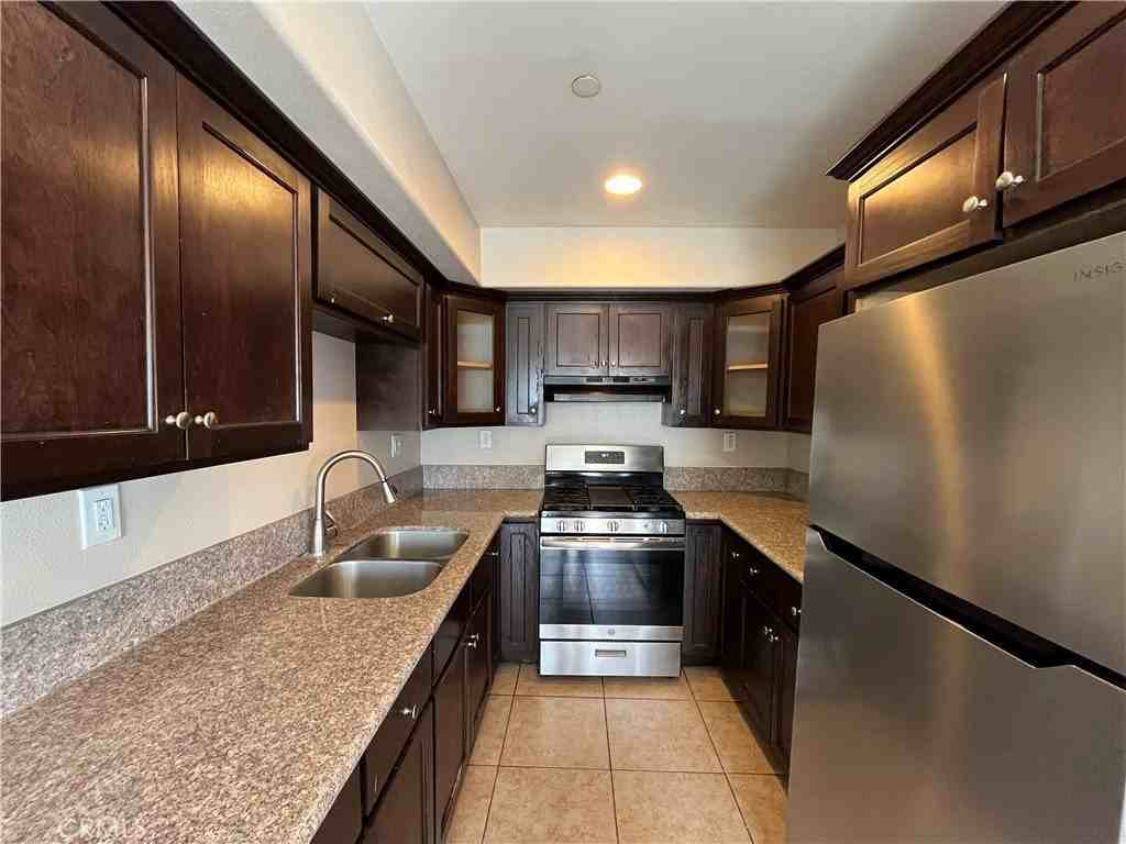 8416 Hooper Ave - Photo 7 of 16