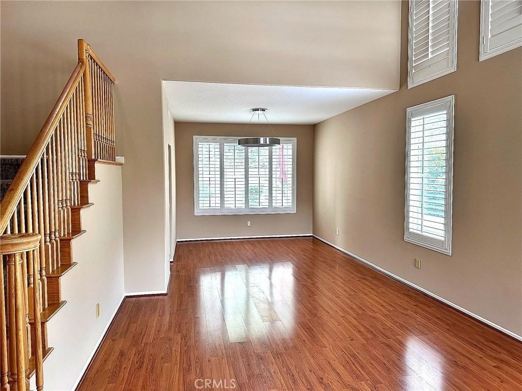 23411 Kingston Pl - Photo 4 of 25