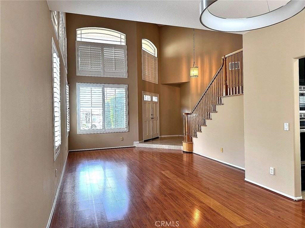 23411 Kingston Pl - Photo 5 of 25