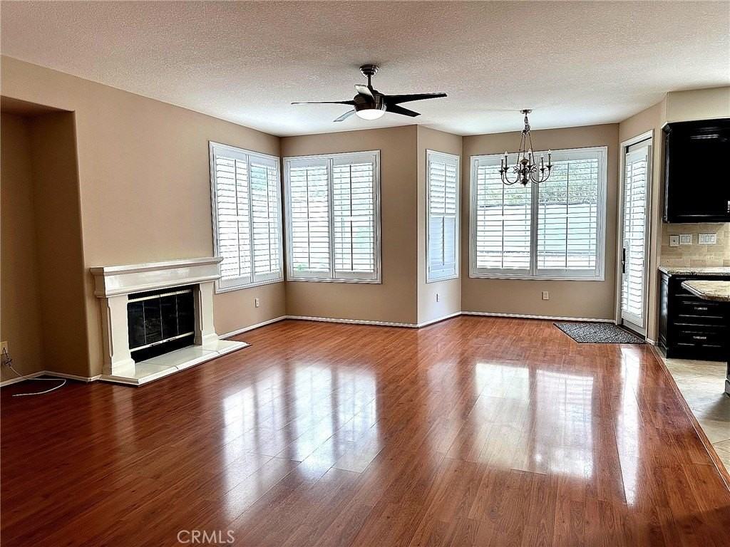 23411 Kingston Pl - Photo 7 of 25