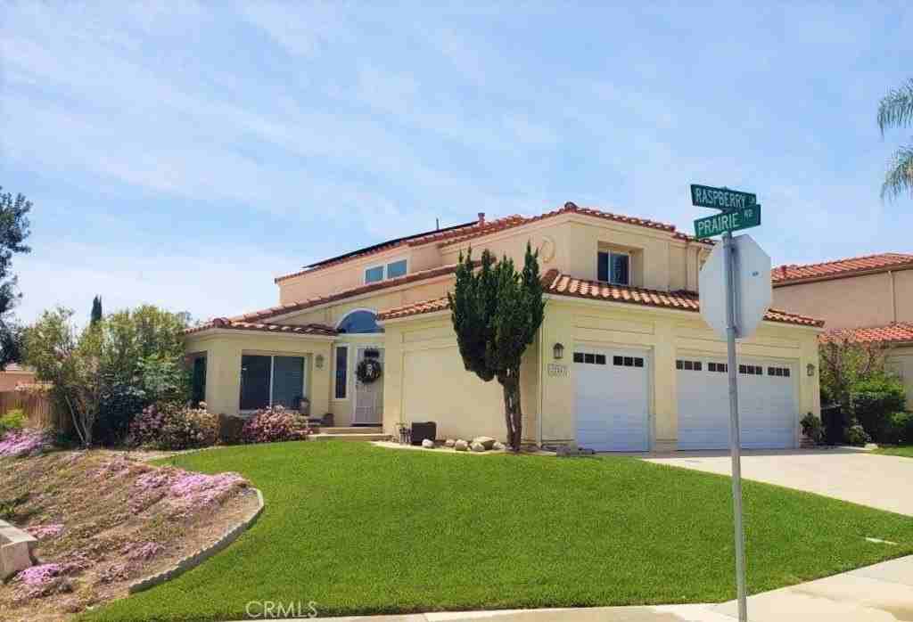 22547 Raspberry Ln - Photo 2 of 50