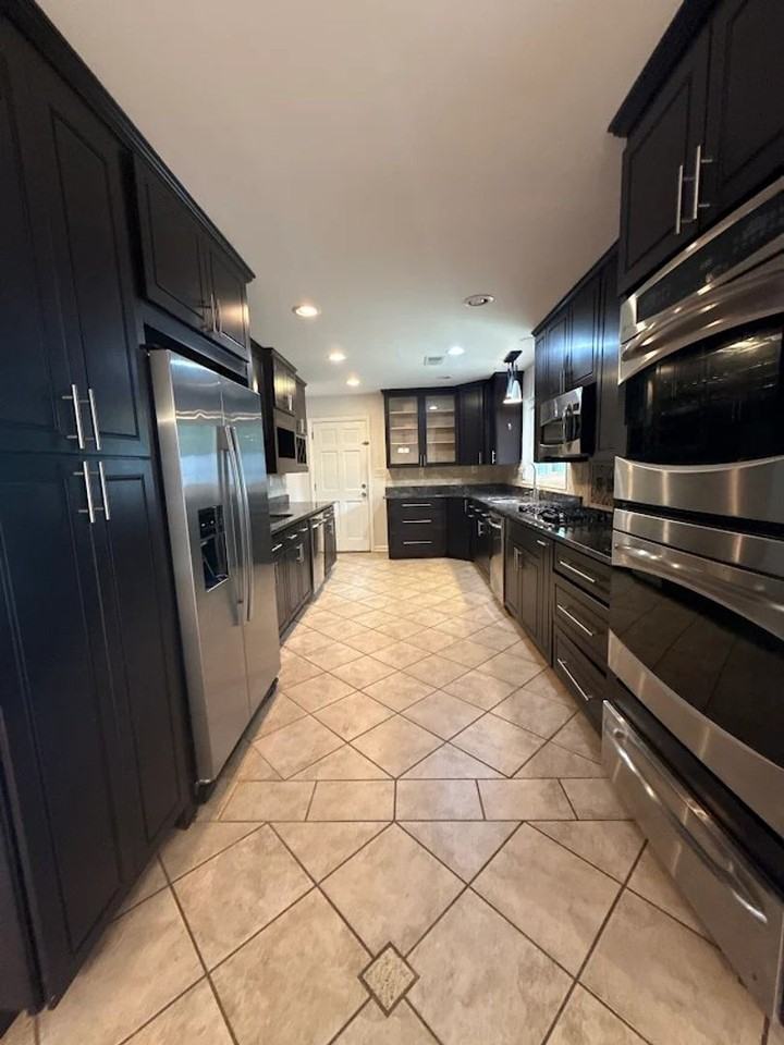 1237 Jody Ln Ne - Photo 3 of 14