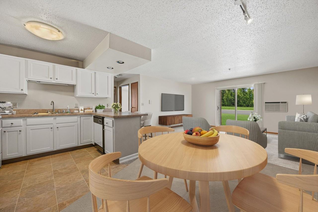 Maple Creek Associates, LLC - Photo 5 of 24