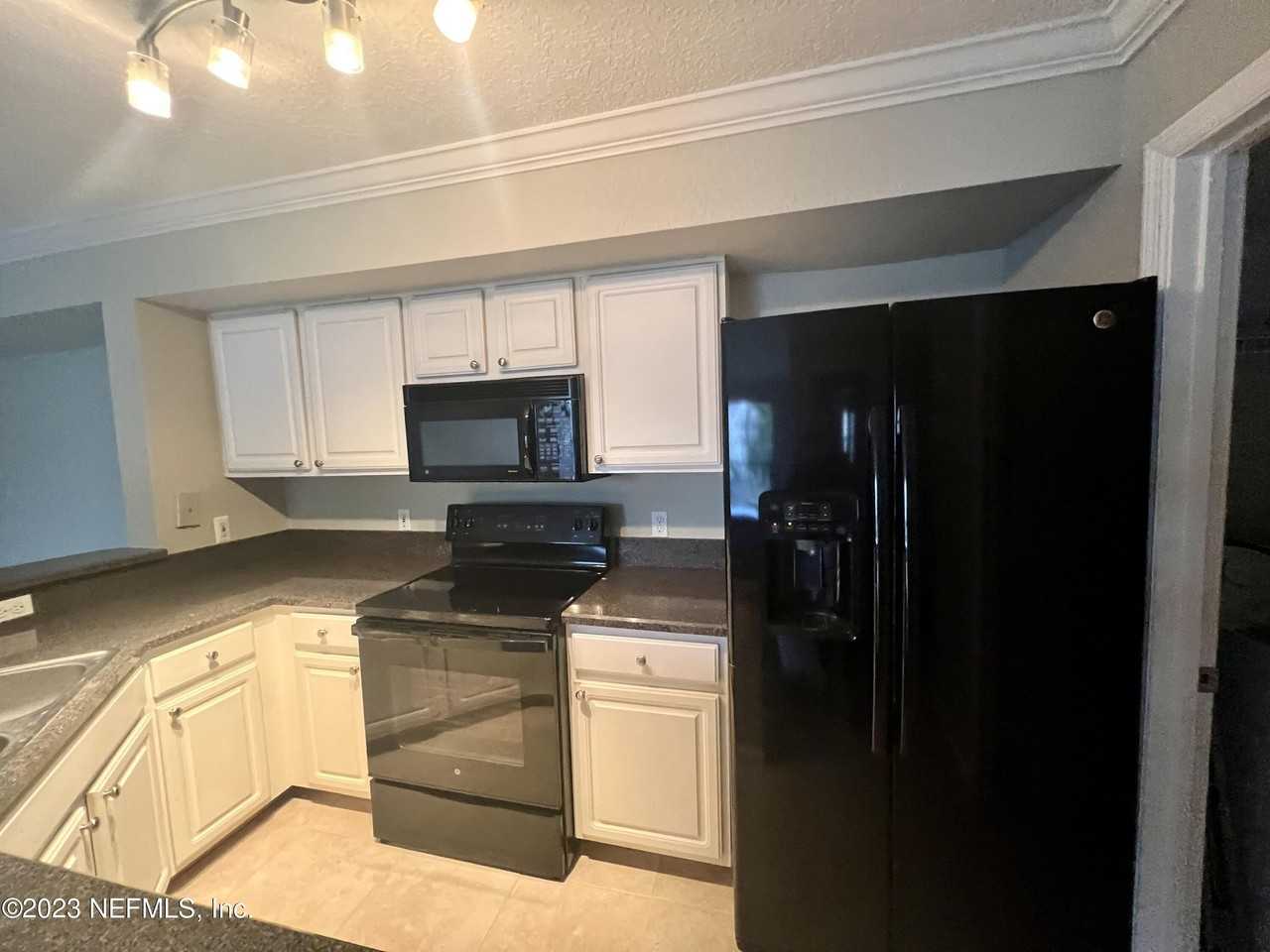 420 Timberwalk Ct Unit 1223 - Photo 2 of 34