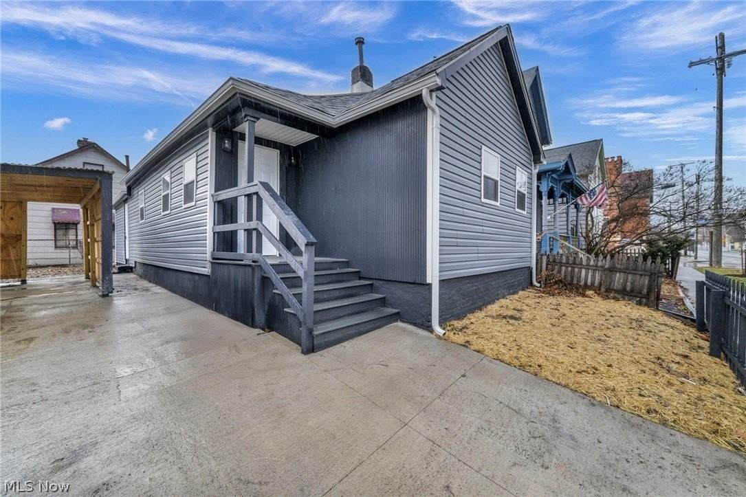 2160 Fulton Rd - Photo 4 of 39