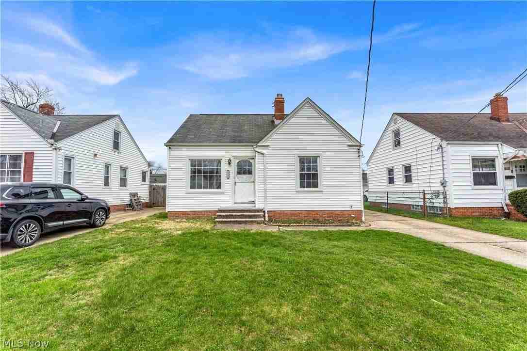 20550 Wilmore Ave - Photo 2 of 25