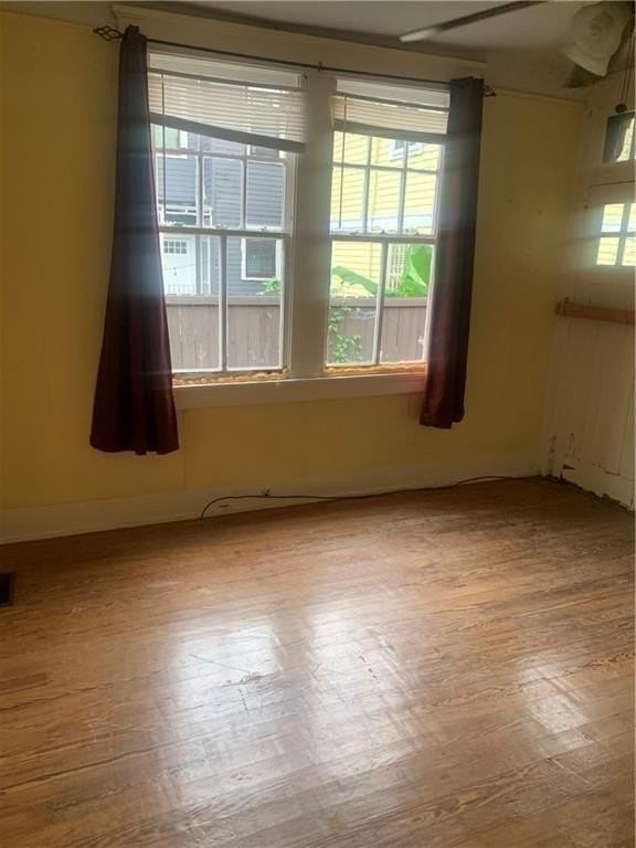 7325 Sycamore St - Photo 4 of 8