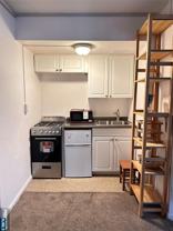 411 Park Pl Apt 3h - Photo 1 of 1