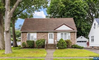 featured image of 700 9th St